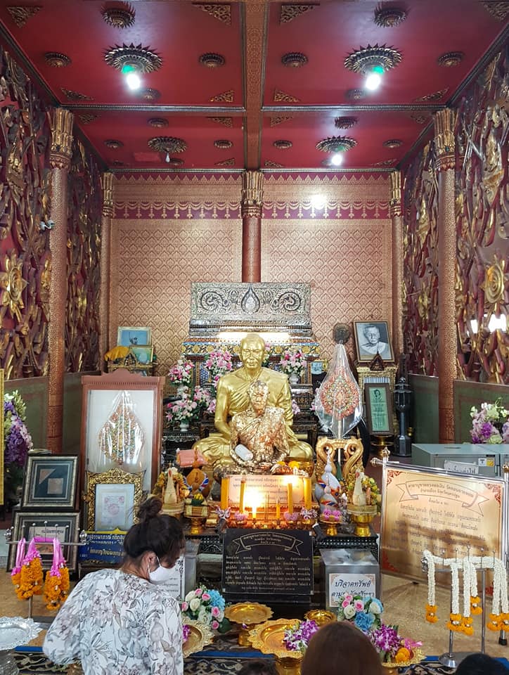 หลวงพ่อเงิน-หลวงพ่อแช่ม วัดดอนยายหอม 