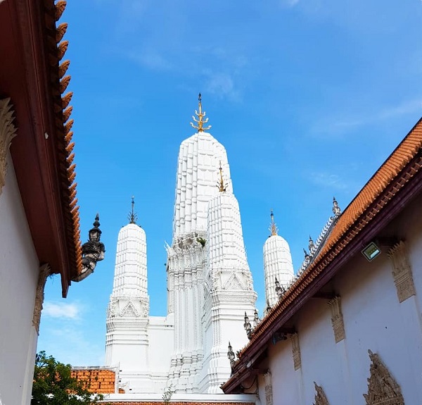 วัดมหาธาตุวรวิหาร จังหวัดเพชรบุรี